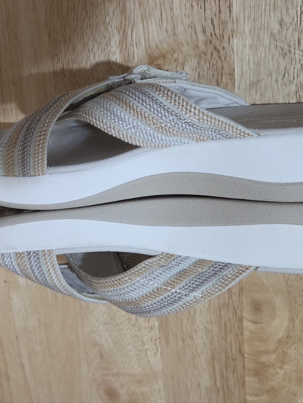 Clarks Cloudsteppers Womens 8M Cross Strap Slide Wedge Sandal Beige - Picture 8 of 14